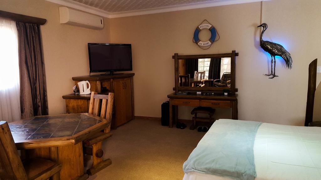 Aark Guest Lodge 밴더바일파크 외부 사진